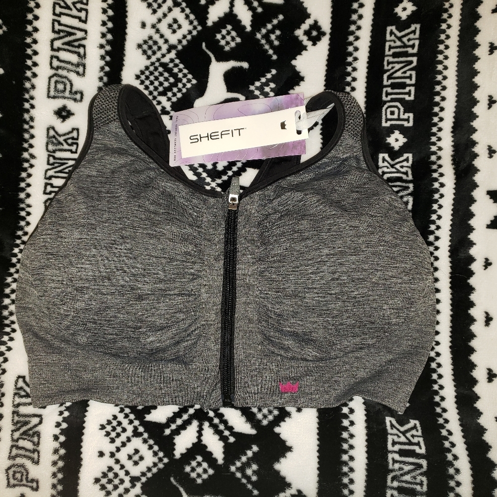 Shefit Sports Bra Zip Front Size 3Luxe NWT